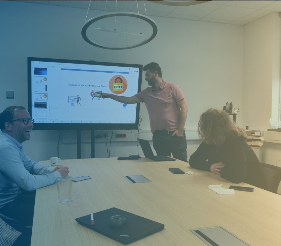 Kibernetska varnost in človeški faktor